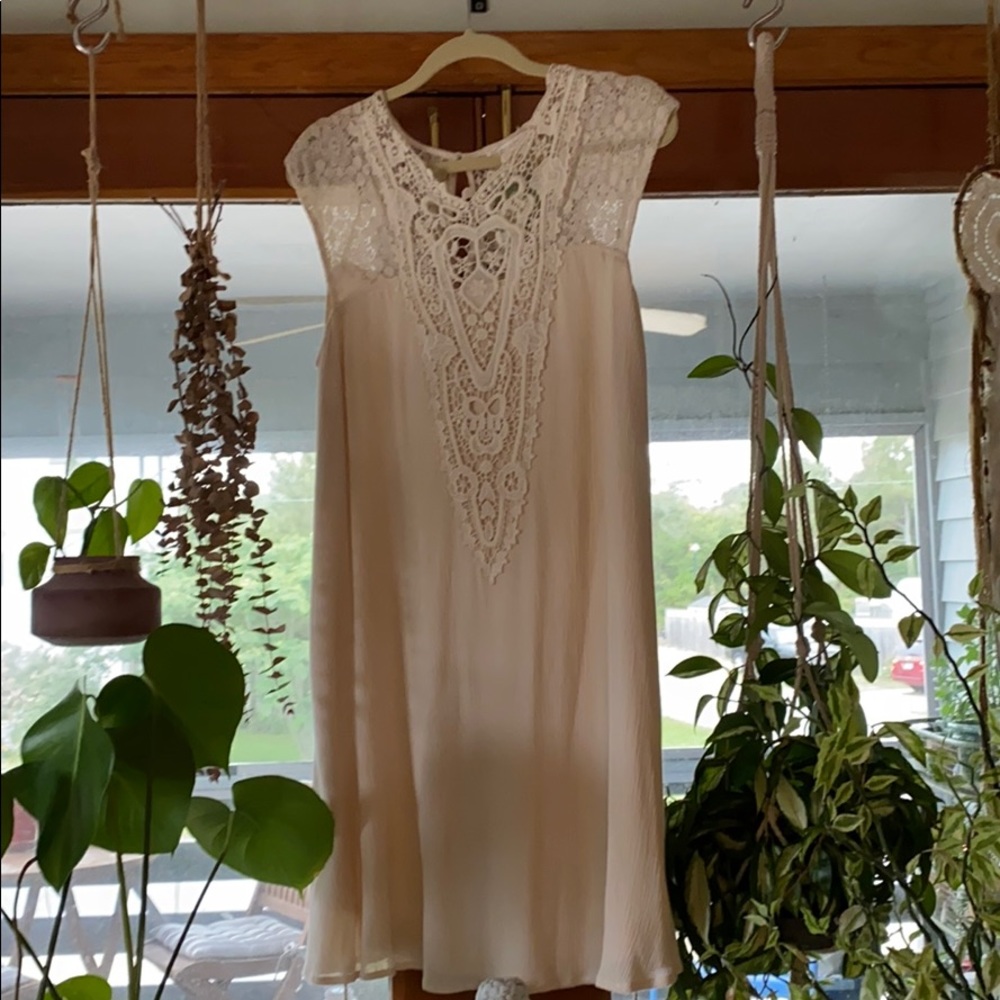 Cream Shift Dress with Lace/Crochet Collar